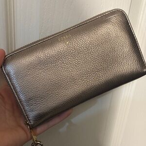 Fossil Shimmering Silver Wallet